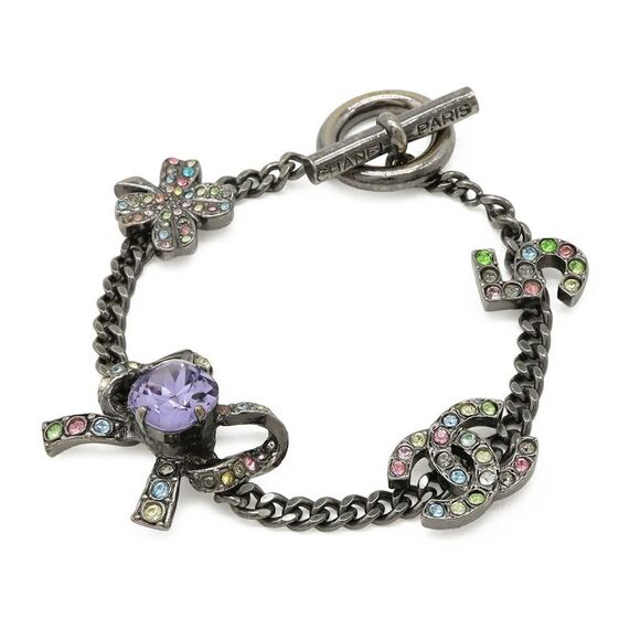 CHANEL Jewelry - Chanel No.5 Ribbon Clover Bracelet Metal Crystal